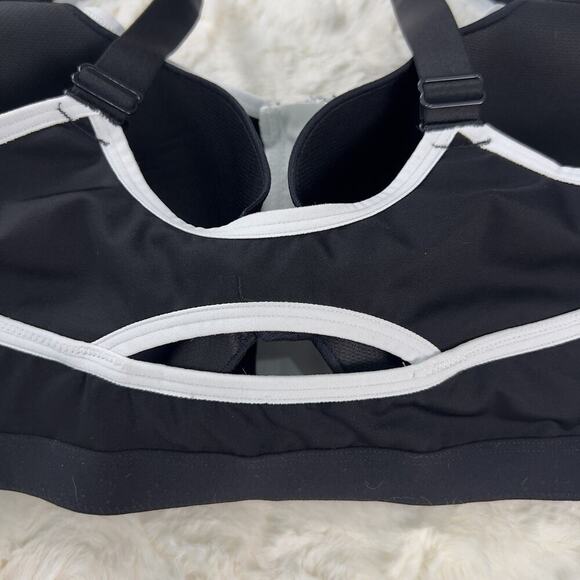 Victoria's Secret Knockout Front Close Underwire Sports Bra Black White 38DDD - Picture 5 of 8